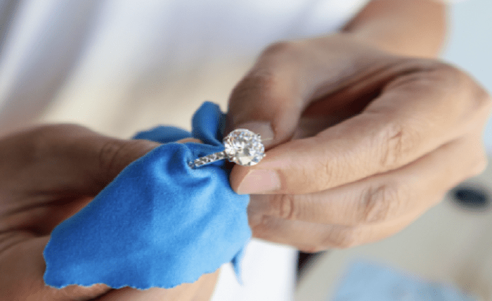 How to Remove and Avoid Scratches on Jewelry2 1